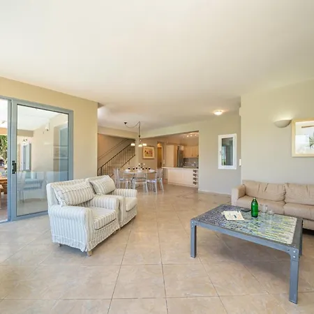 빌라 Orchidea By *